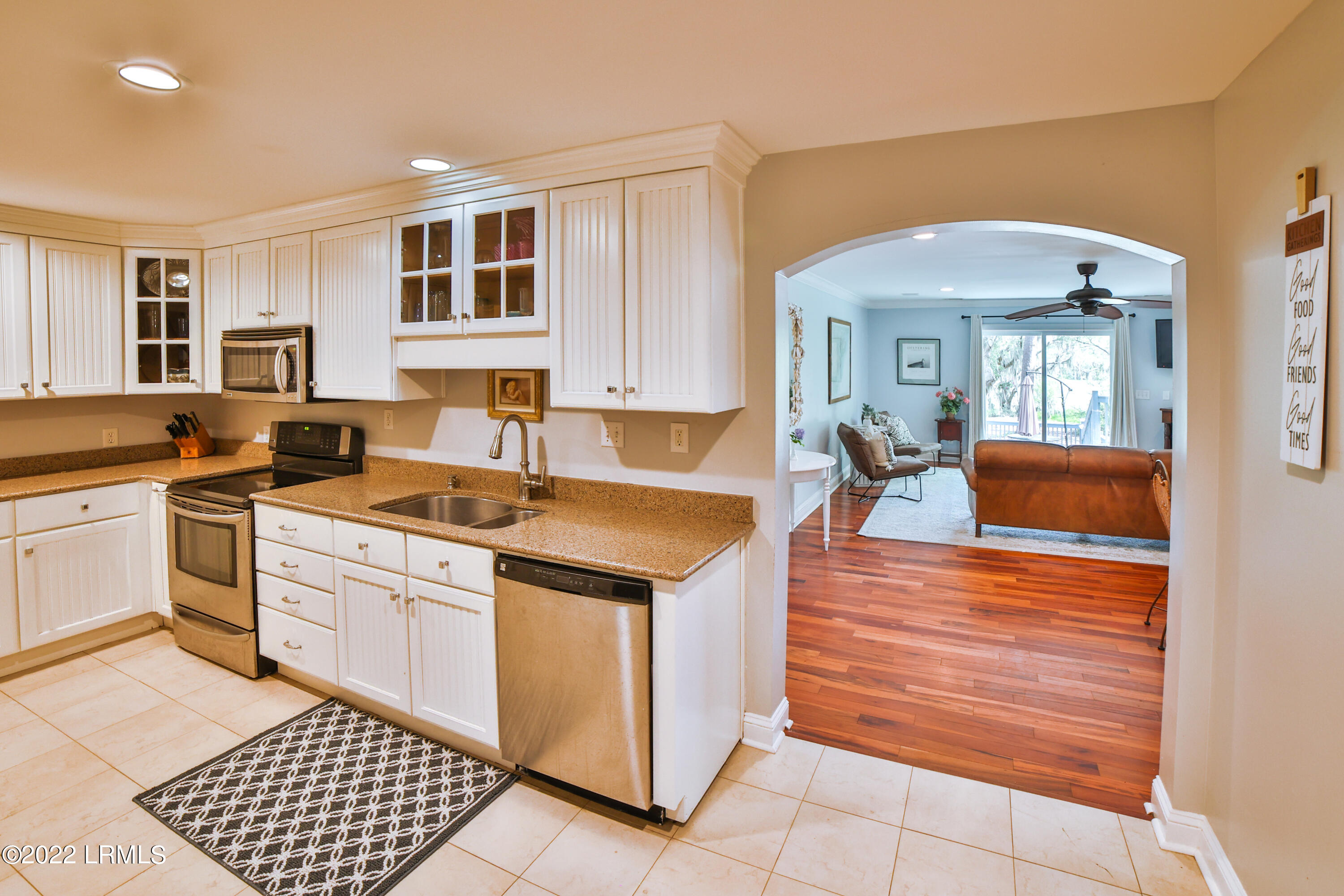 2417 Allison Road Beaufort, SC 29902 - Photo 13 of 44 096A3143
