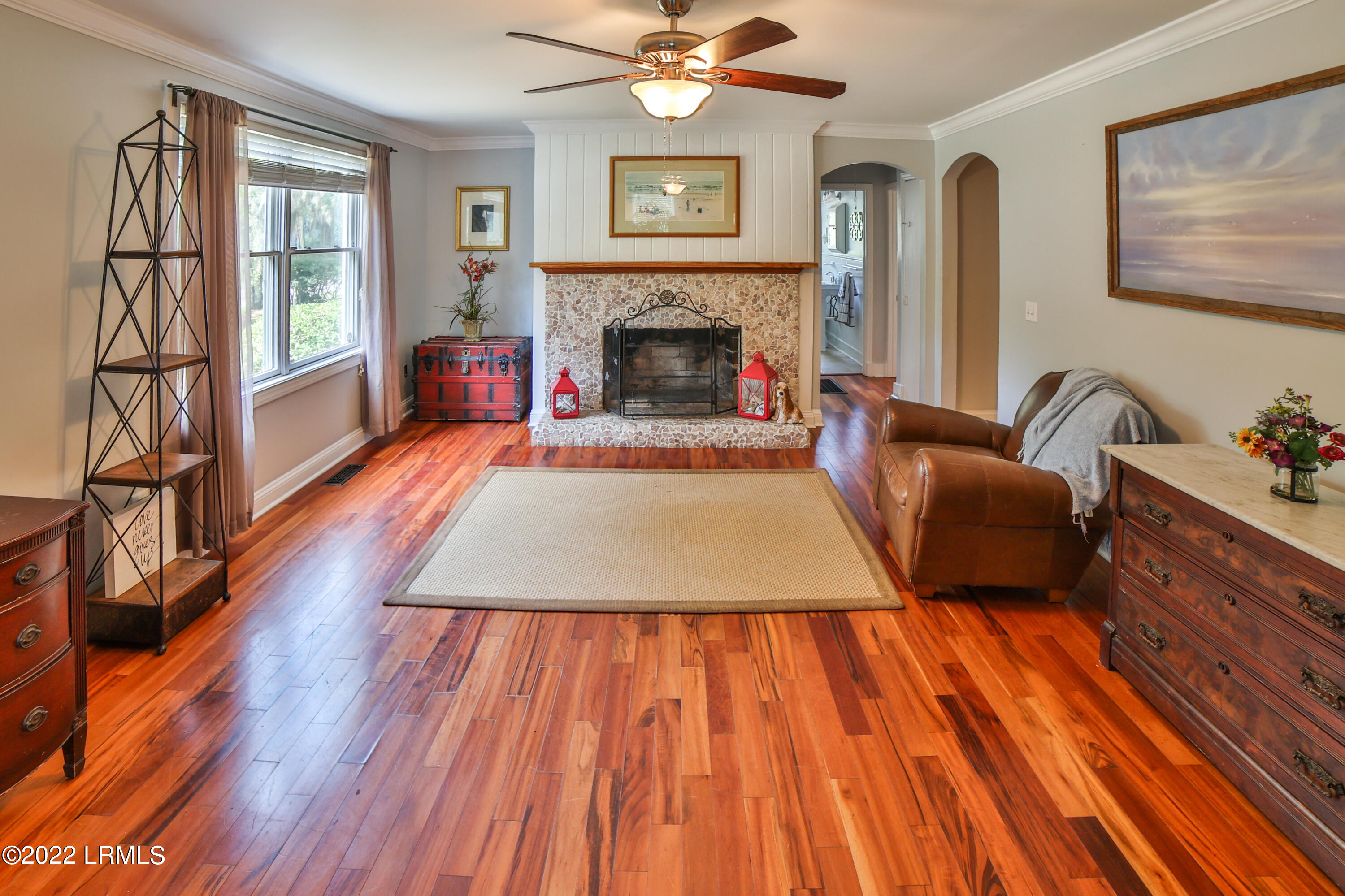 2417 Allison Road Beaufort, SC 29902 - Photo 6 of 44 096A3157
