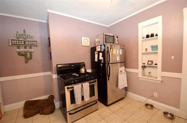 33-35 Cambria Road Waltham, MA 02453 - Photo 4 of 29