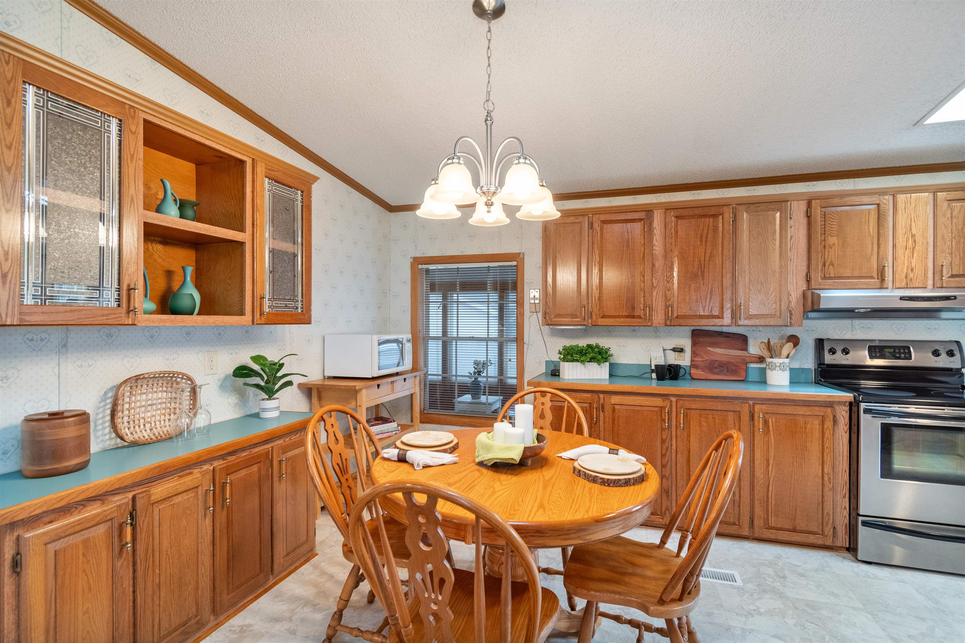 204 Stonehill Road Williston, VT 05495 - Photo 13 of 36