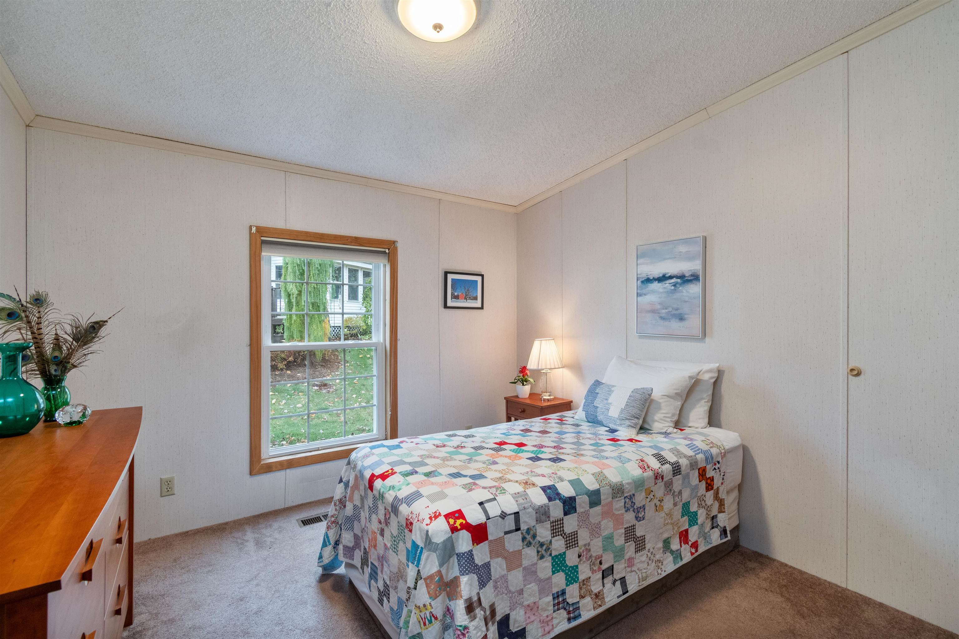 204 Stonehill Road Williston, VT 05495 - Photo 25 of 36