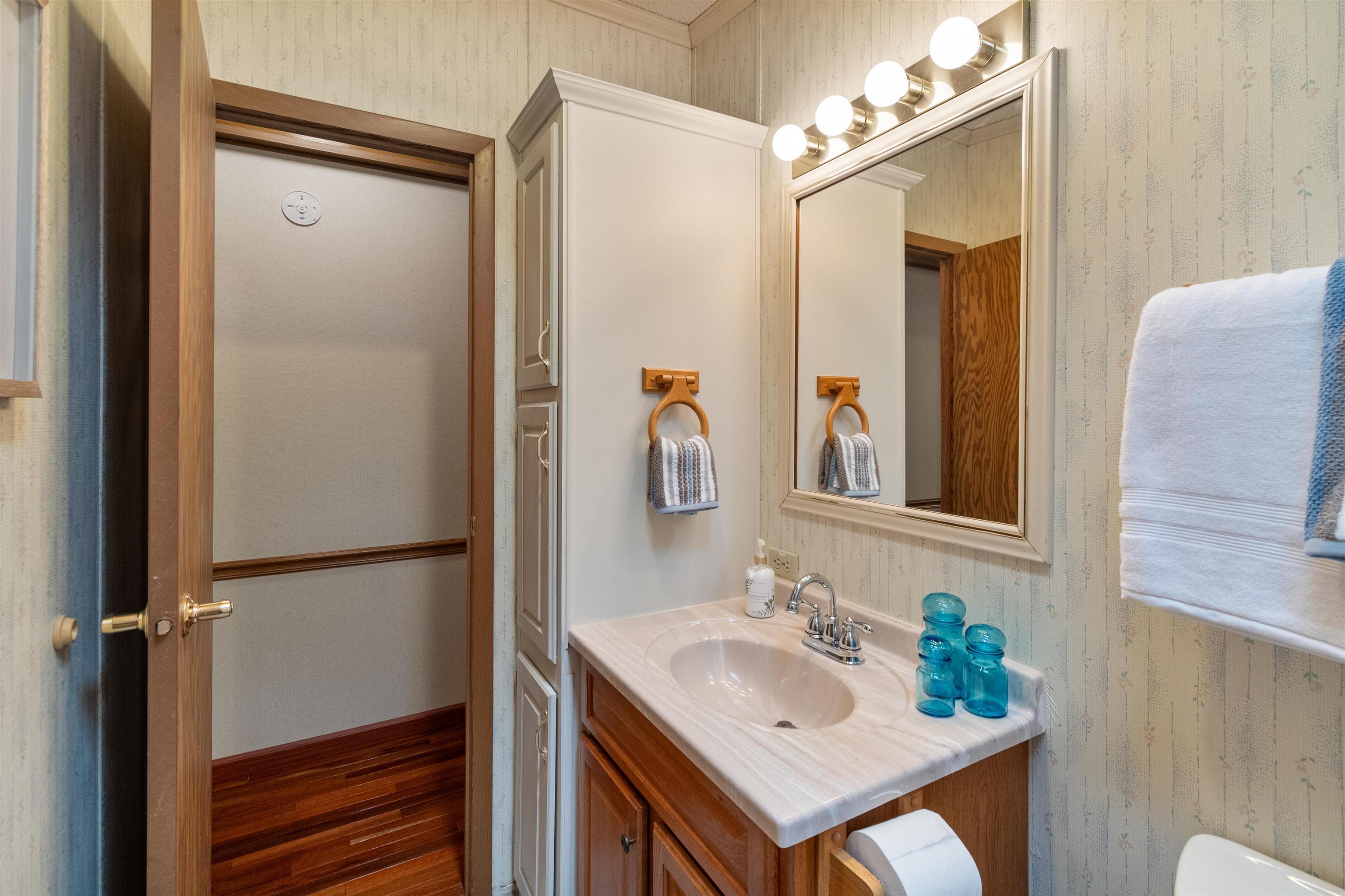 204 Stonehill Road Williston, VT 05495 - Photo 29 of 36