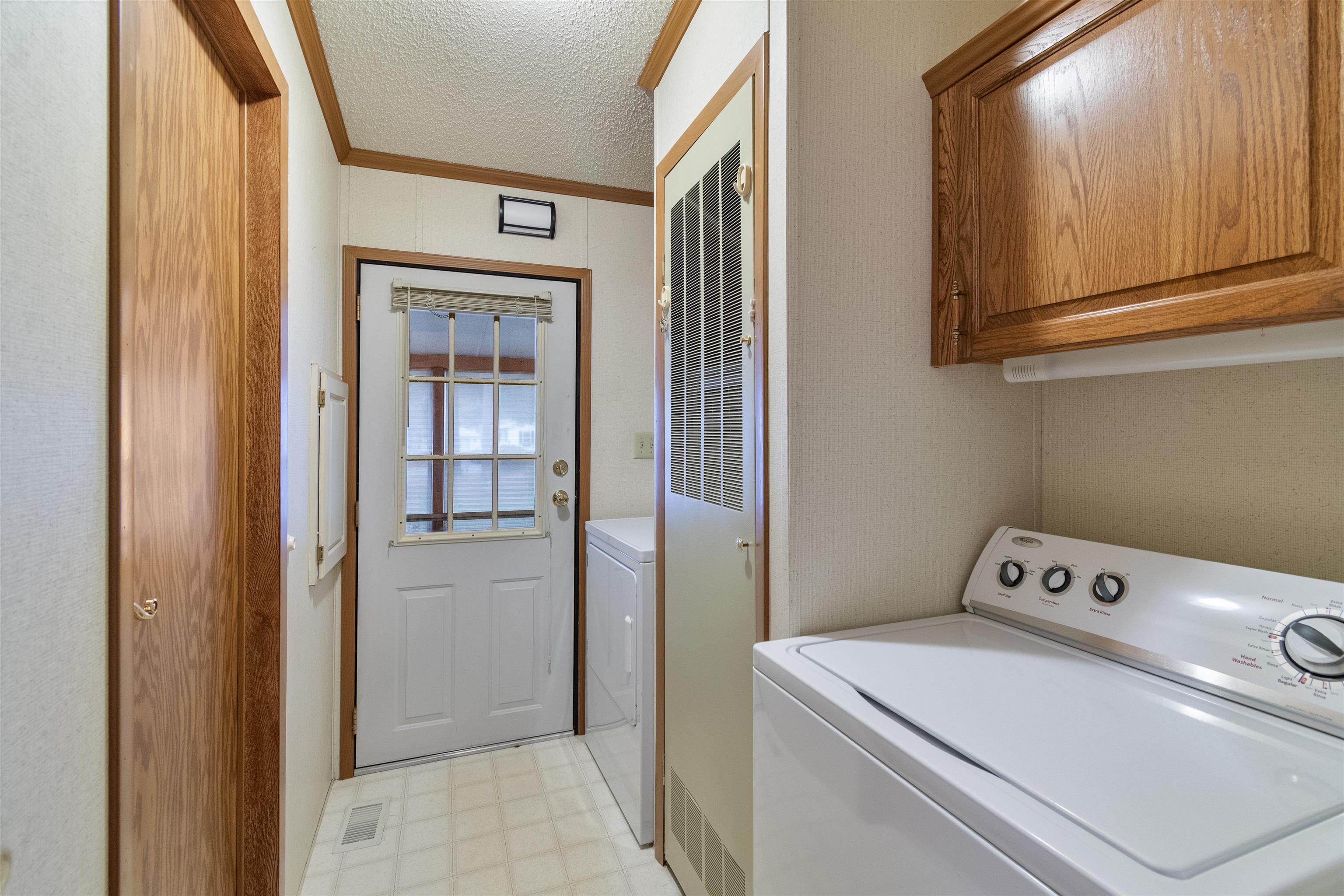 204 Stonehill Road Williston, VT 05495 - Photo 31 of 36