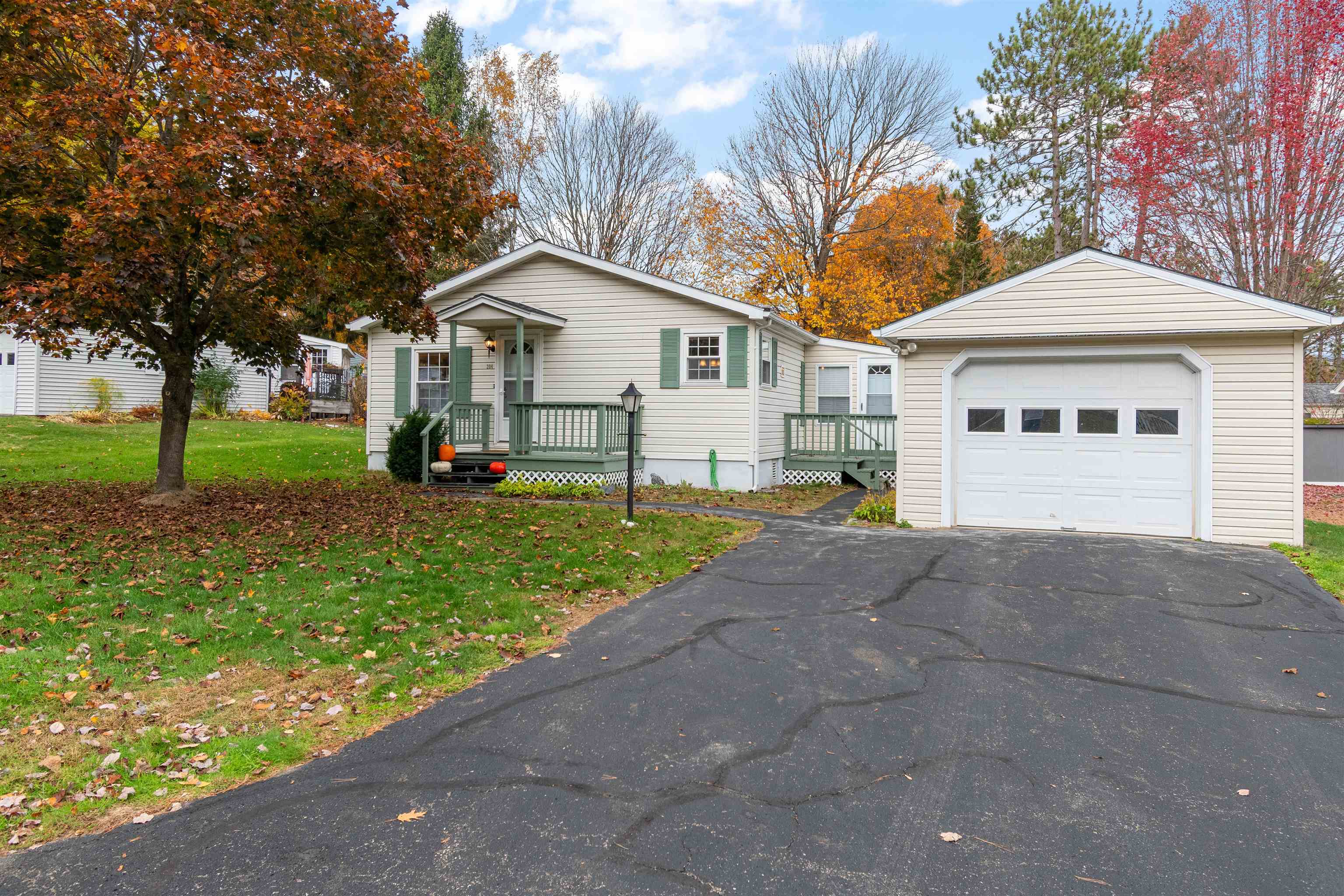 204 Stonehill Road Williston, VT 05495 - Photo 32 of 36