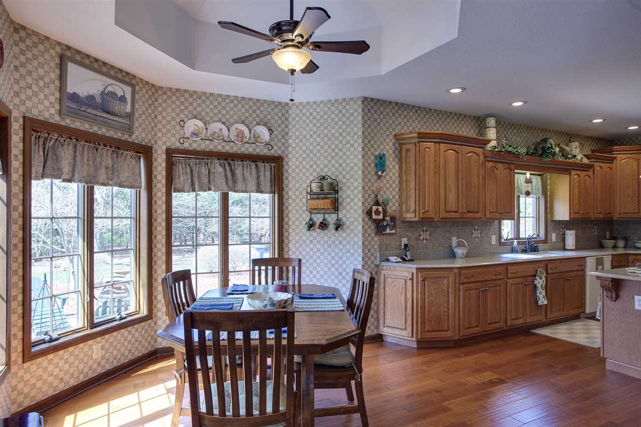 905 12th Road Bourbon, IN 46504 - Photo 9 of 36