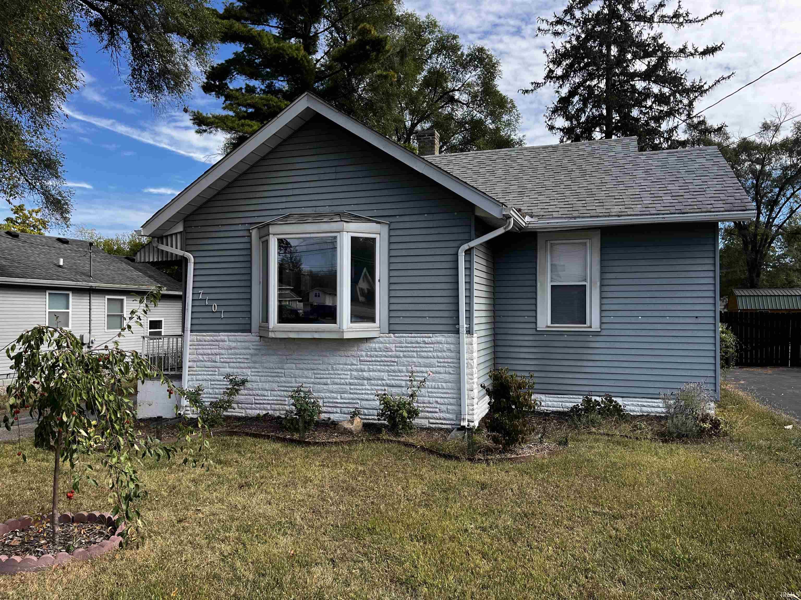 7101 Baer Road Fort Wayne, IN 46809 - Photo 2 of 9