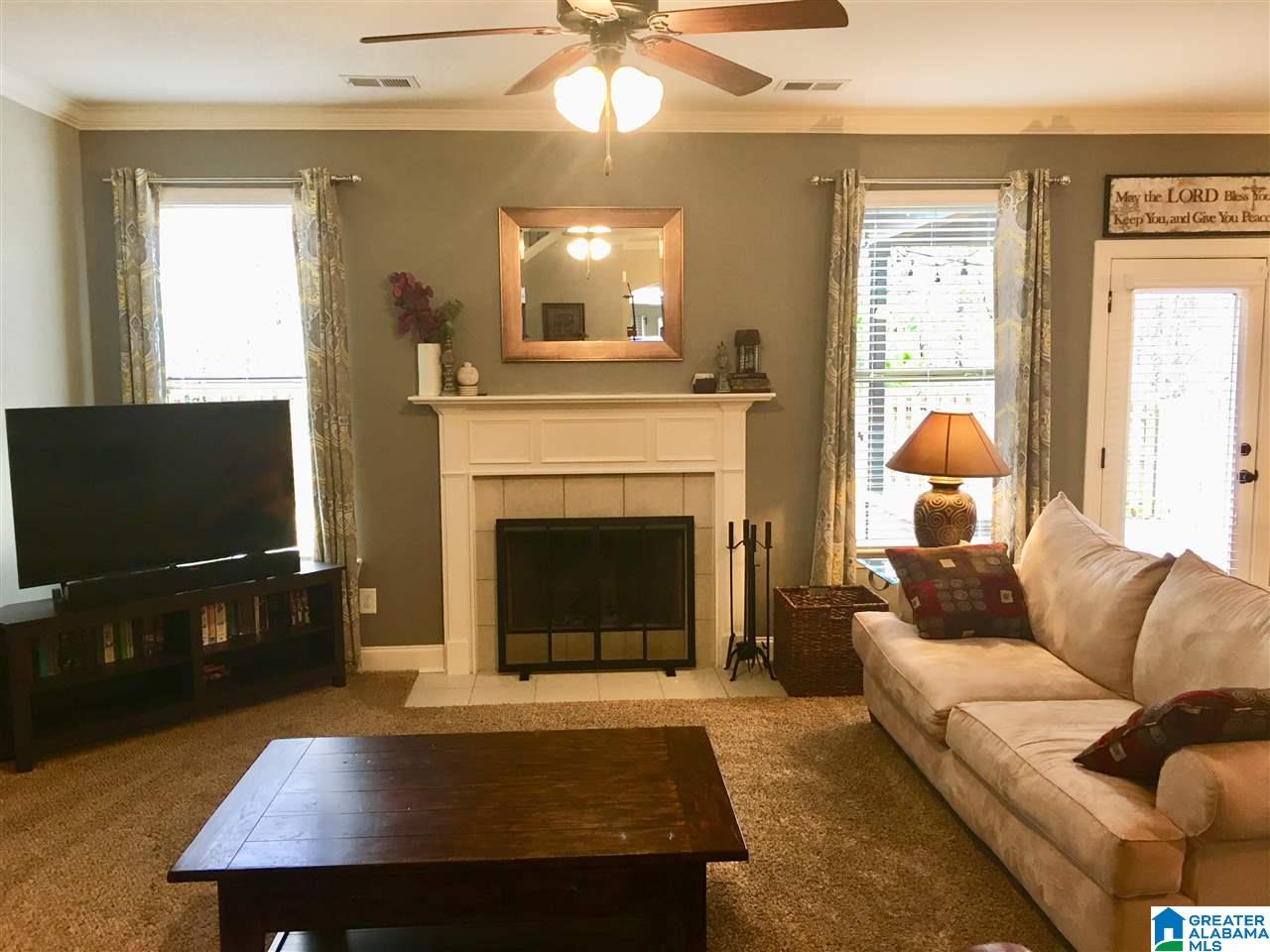 1084 Riviera Drive Calera, AL 35040 - Photo 7 of 49