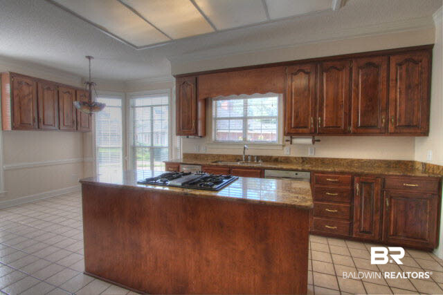 506 Barbara Court Daphne, AL 36526 - Photo 13 of 33 kitchen