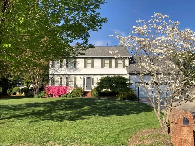 $440,000 | 3908 Sandlewood Road, High Point, NC 27265