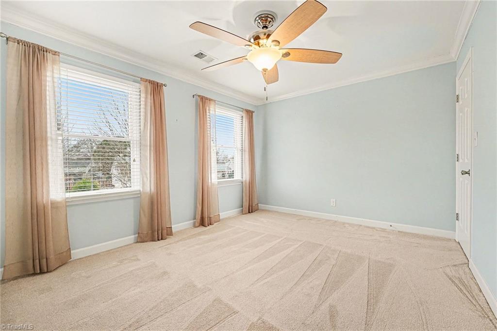 3908 Sandlewood Road High Point, NC 27265 - Photo 26 of 29