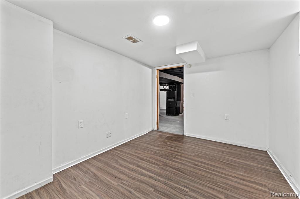 20166 Riopelle Street Detroit, MI 48203 - Photo 30 of 36 Gallery Image 30