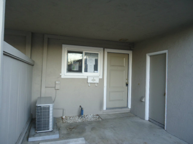 4772 Raspberry Place San Jose, CA 95129 - Photo 5 of 15 Gallery Image 5