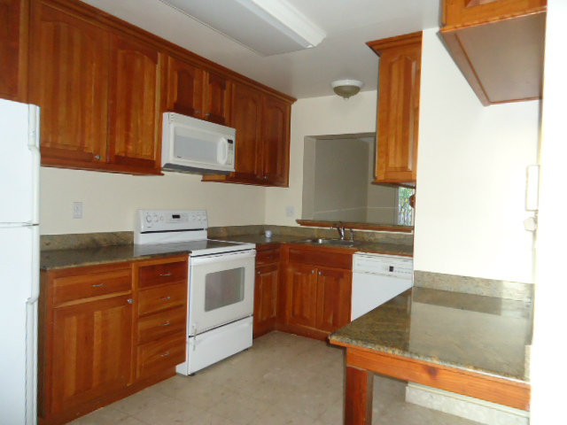 4772 Raspberry Place San Jose, CA 95129 - Photo 6 of 15 Gallery Image 6