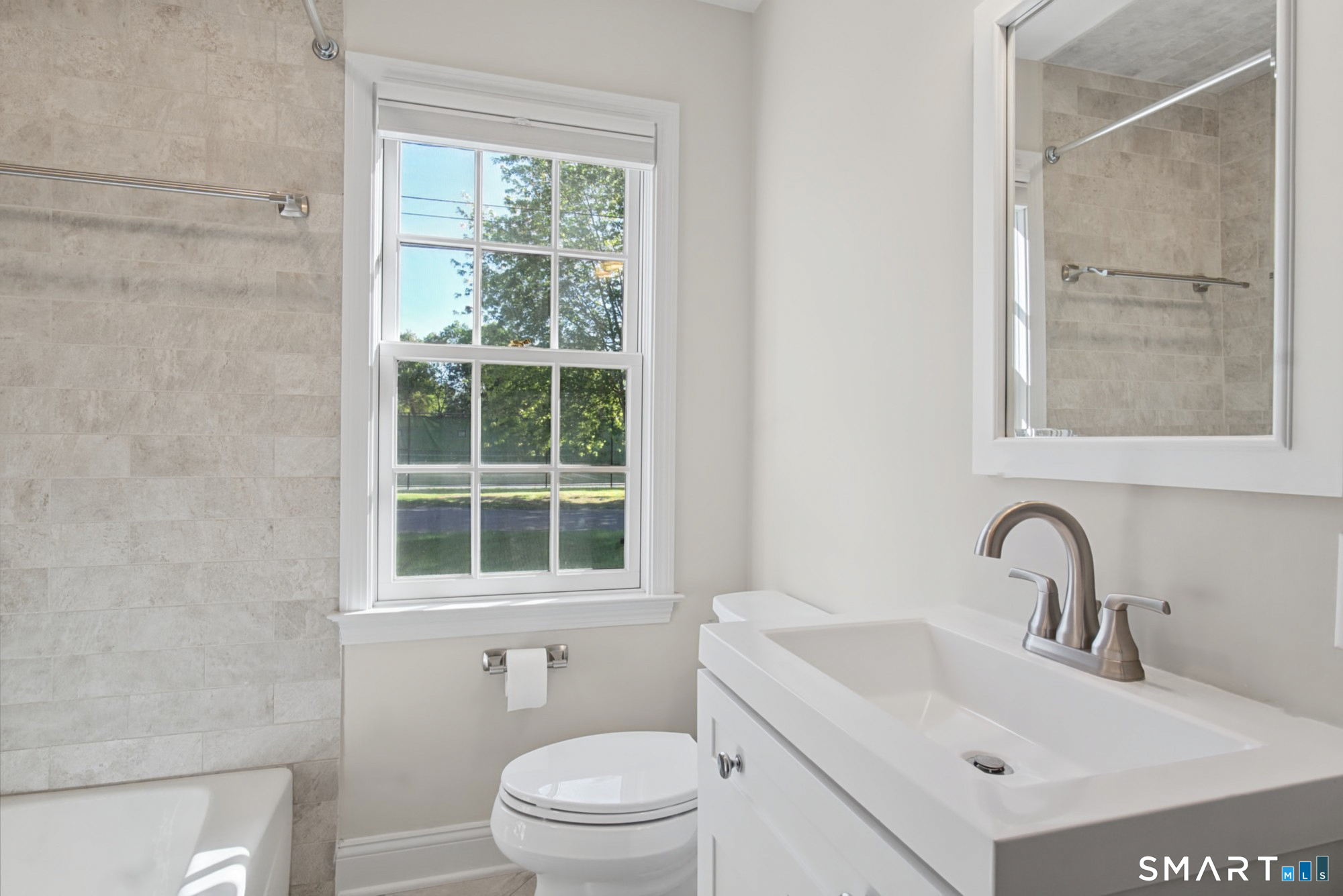 7 Sunset Road Madison, CT 06443 - Photo 9 of 25 Gallery Image 9