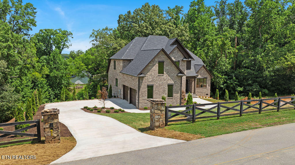 526 River Road Loudon, TN 37774 - Photo 3 of 46 Side Entry Garage