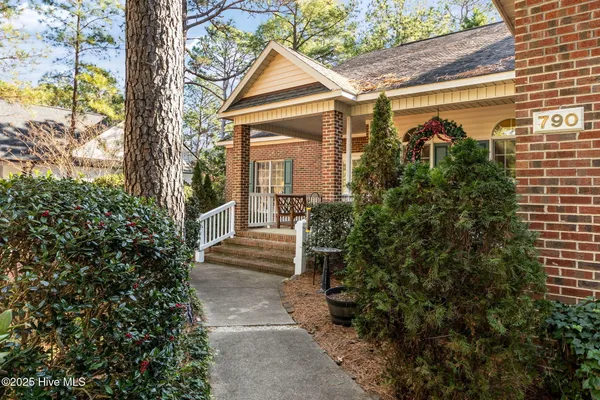 $371,500 | 790 Monticello Drive, Pinehurst, NC 28374