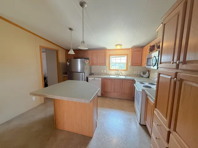 $230,000 | 4 Moulton Hill Lane, Thorndike, ME 04986