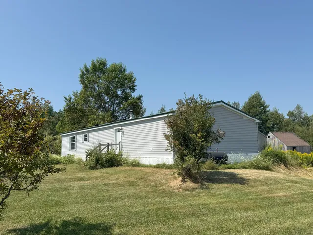 $230,000 | 4 Moulton Hill Lane, Thorndike, ME 04986