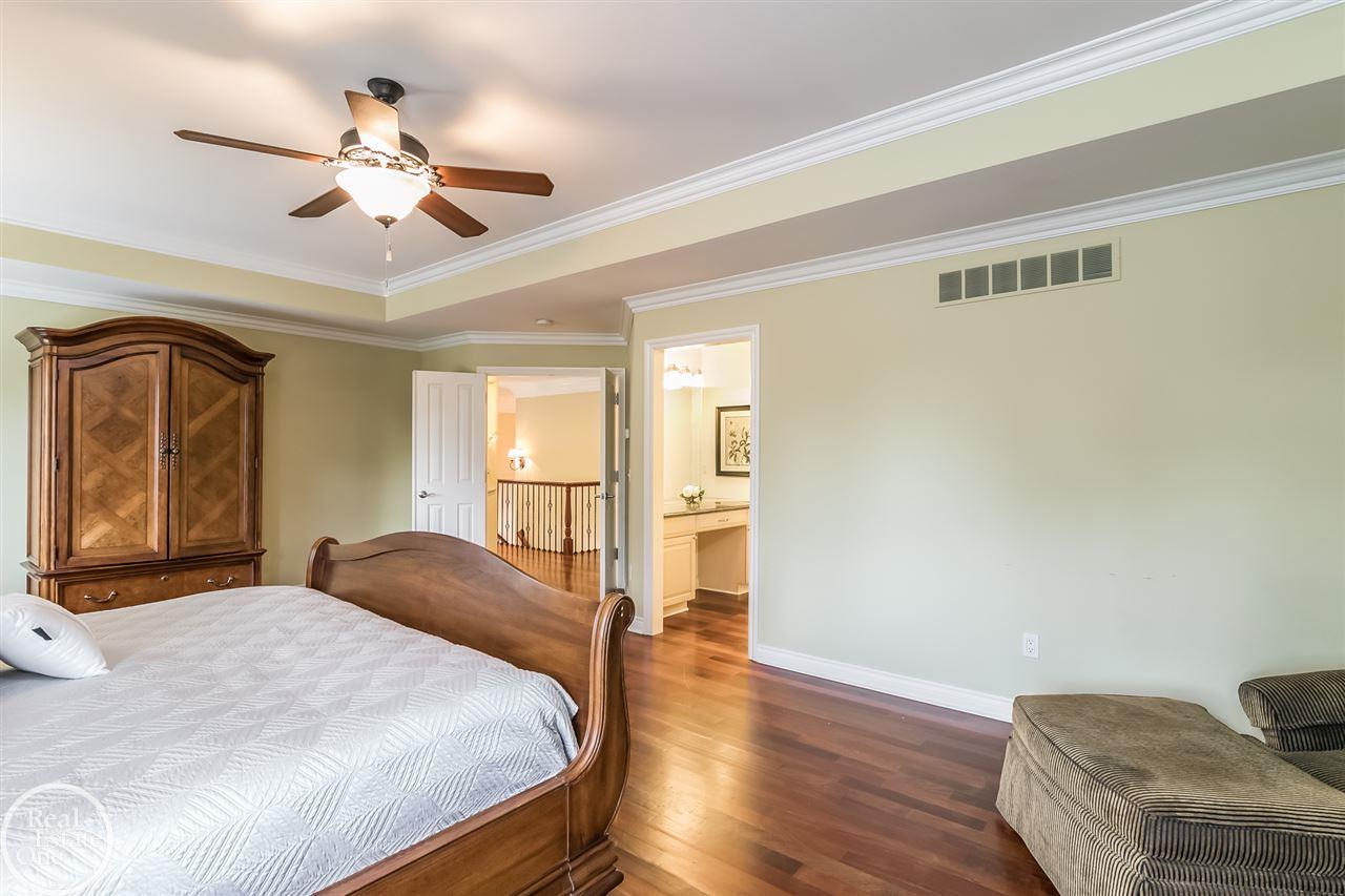 895 Quarry Drive Rochester Hills, MI 48306 - Photo 27 of 49