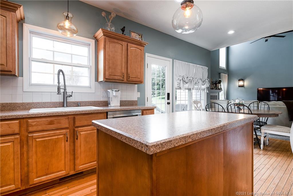 8205 Hidden River Charlestown, IN 47111 - Photo 12 of 46