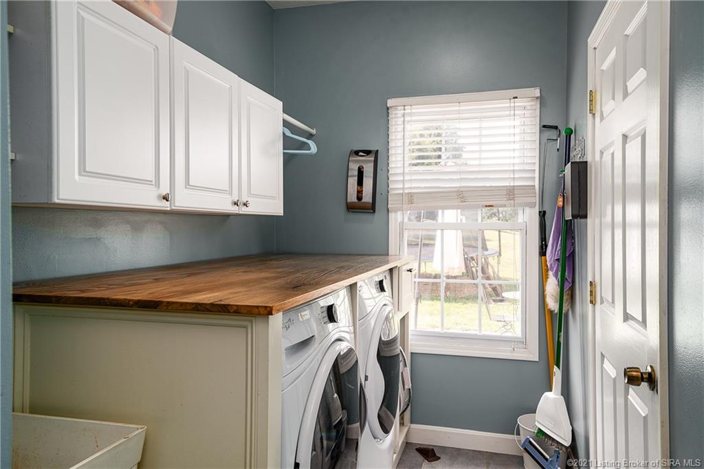 8205 Hidden River Charlestown, IN 47111 - Photo 15 of 46