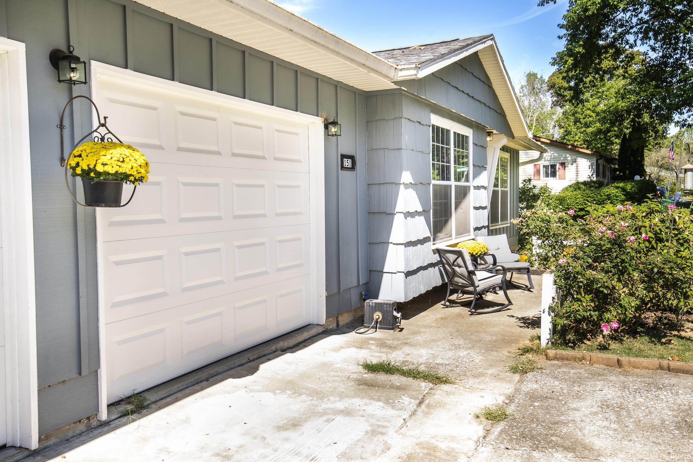 151 White Lane Bedford, IN 47421 - Photo 5 of 35