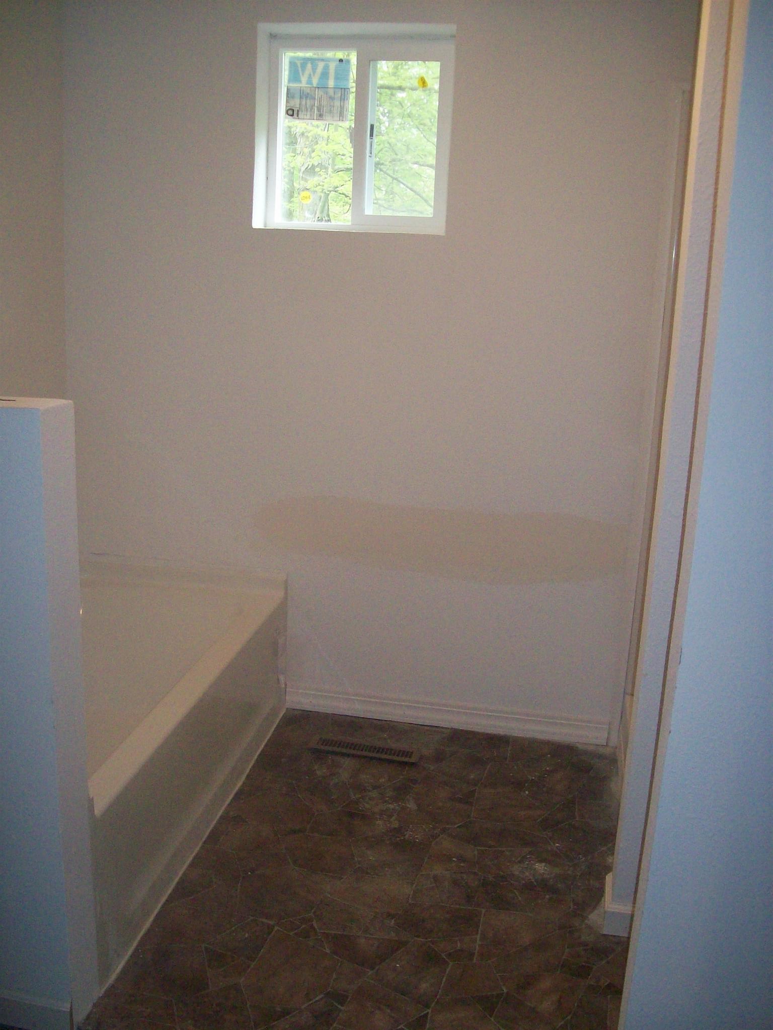 105 Egbert Road Goshen, IN 46526 - Photo 8 of 13 Gallery Image 8