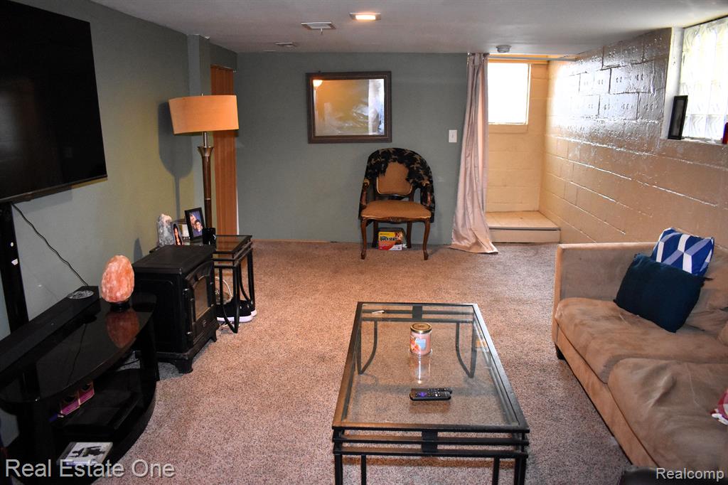 78 Hill Street River Rouge, MI 48218 - Photo 16 of 24 Gallery Image 16