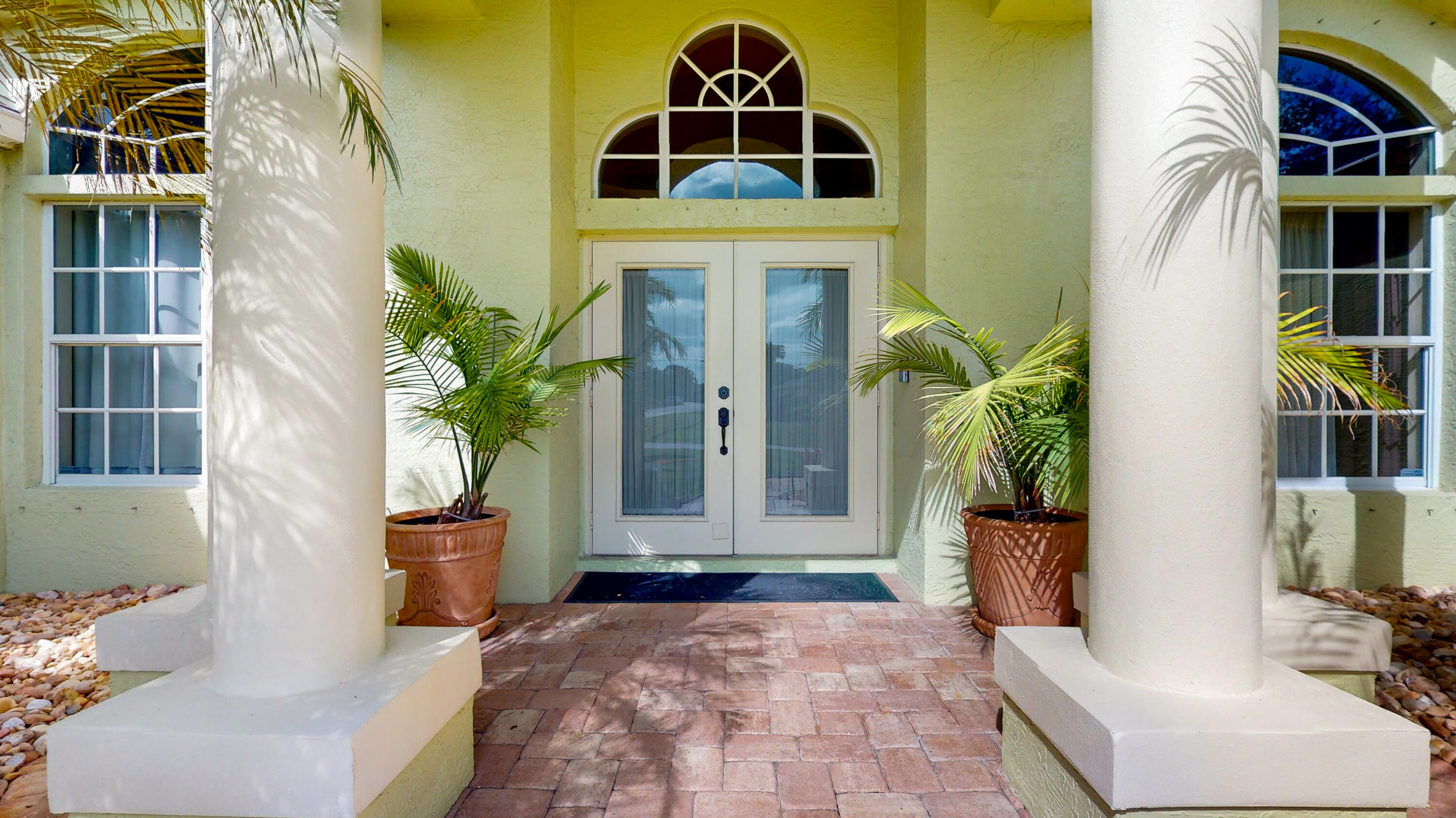 463 Southwest Ryder Road Port St. Lucie, FL 34953 - Photo 7 of 93 iPixx_01-4