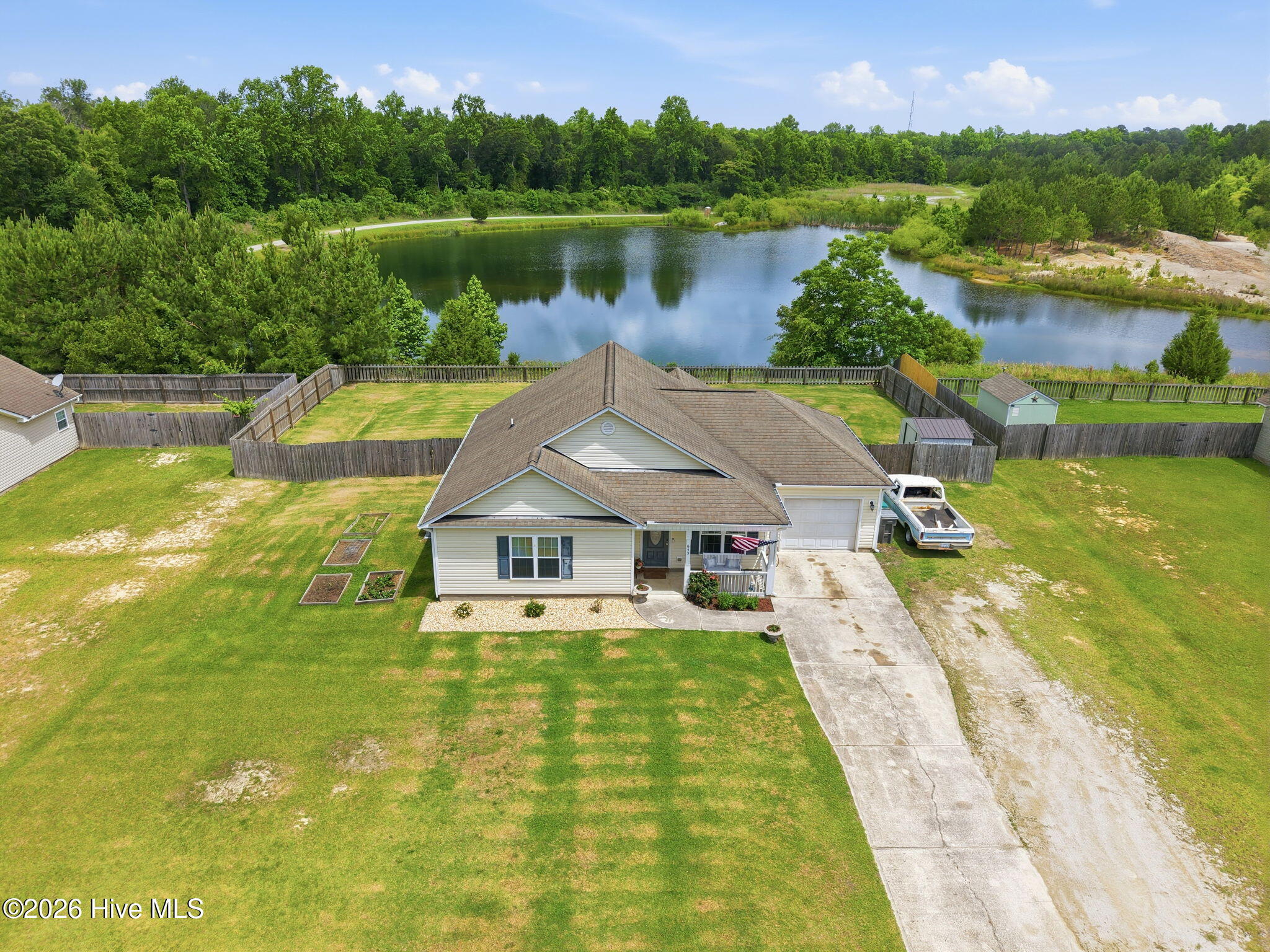 645 Hubert Boulevard Hubert, NC 28539 - Photo 37 of 50 3-web-or-mls-DJI_20260526114835_0785_D