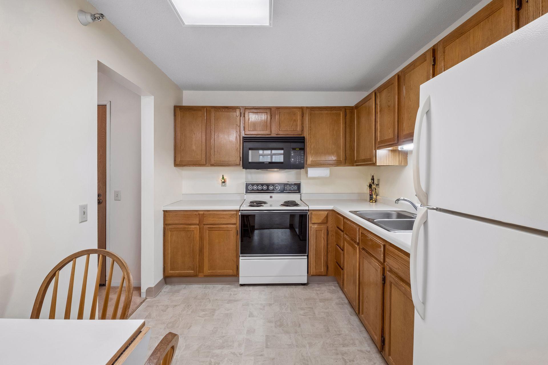 500 County B Road West, Unit 235 Roseville, MN 55113 - Photo 13 of 55 Gallery Image 13