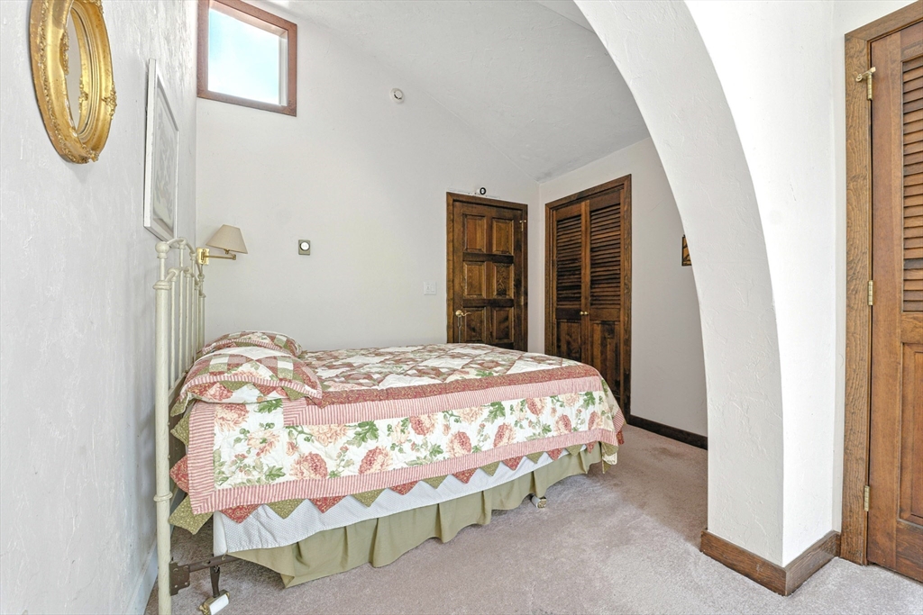 182 County Road Plympton, MA 02367 - Photo 22 of 35