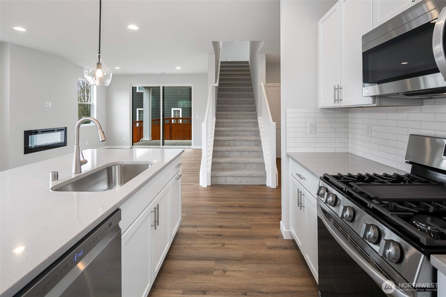 592 Southwest 97th Street, Unit 2 Seattle, WA 98106 - Photo 15 of 36