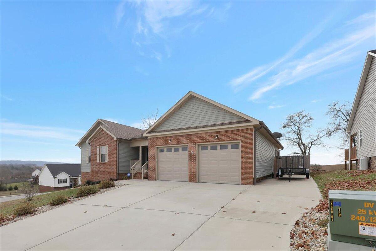 7012 Brady Drive Harrison, TN 37341 - Photo 3 of 49 50-Pinnacle Tour -7012 Brady - 50