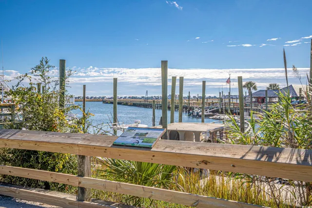 $745,000 | 15 Flaggpoint Lane, Murrells Inlet, SC 29576