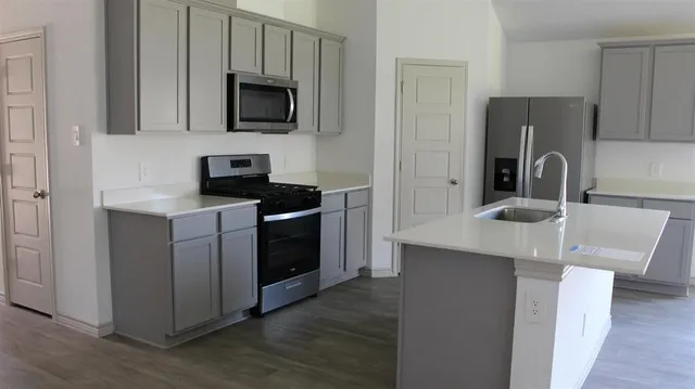 $262,080 | 1555 Holly Trail, Sour Lake, TX 77659