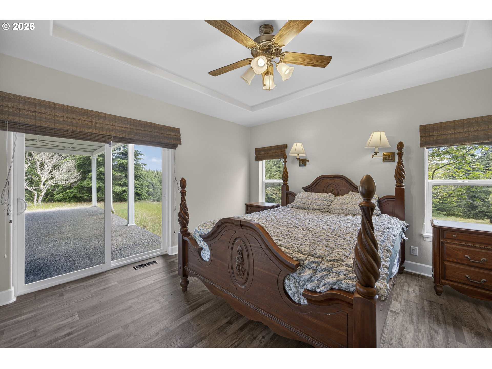 89616 Ben Bunch Road Florence, OR 97439 - Photo 29 of 48 Bedroom, Owner's Suite
