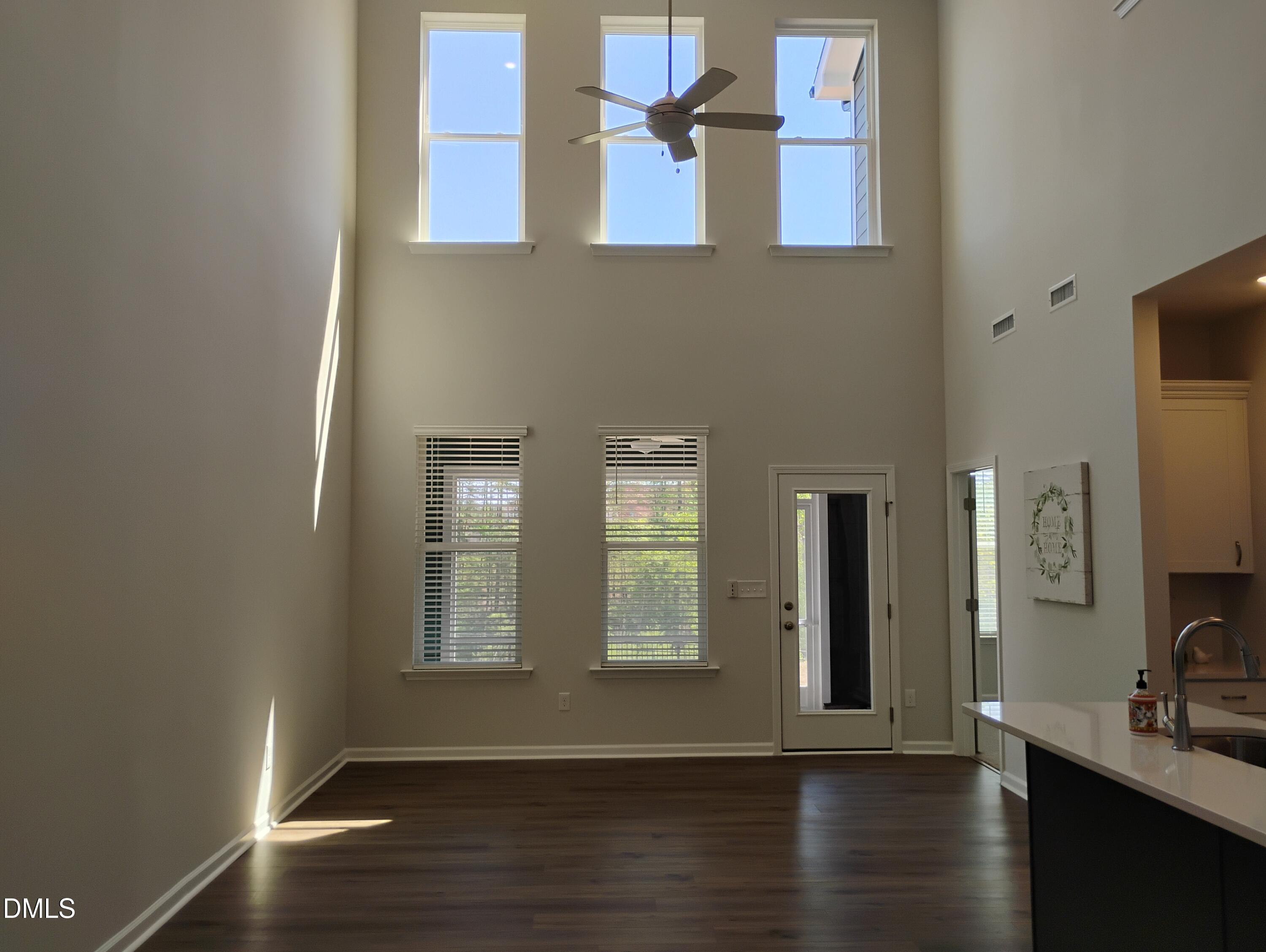 1124 Bell Heather Road Durham, NC 27703 - Photo 5 of 57