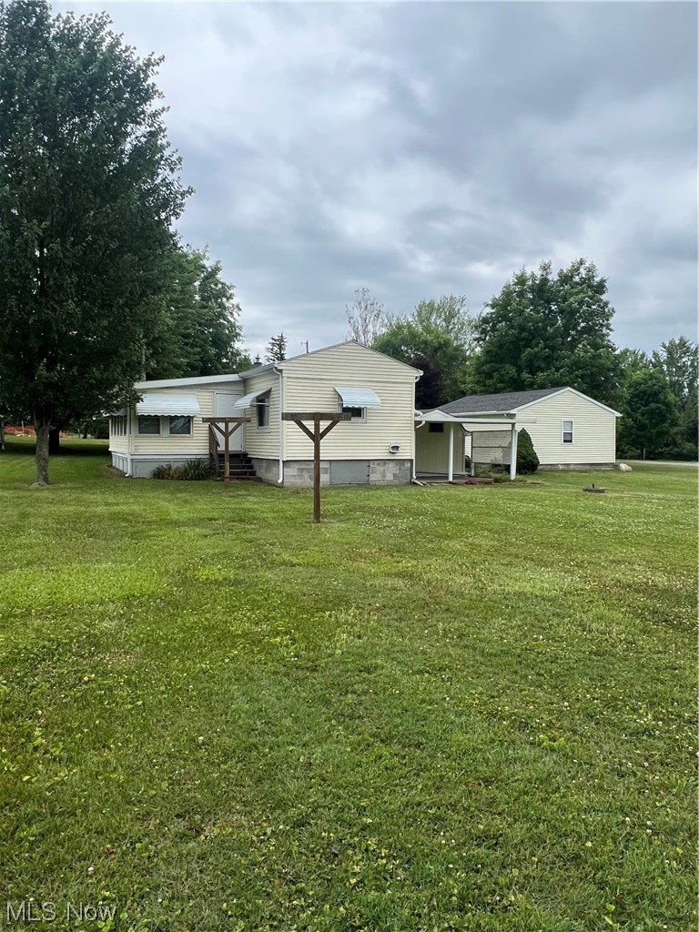 2627 East South Range Road New Springfield, OH 44443 - Photo 9 of 25