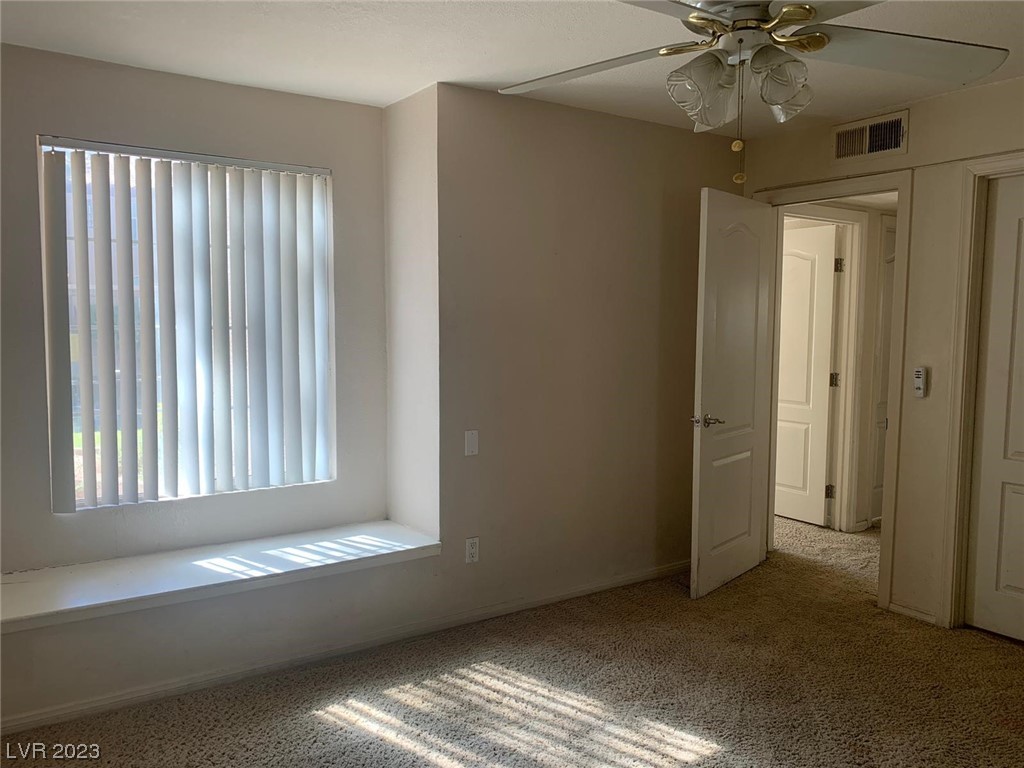 9325 West Desert Inn Road, Unit 155 Las Vegas, NV 89117 - Photo 8 of 19