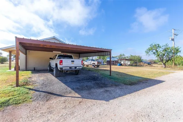 $220,000 | 1502 Avenue North, Anson, TX 79501