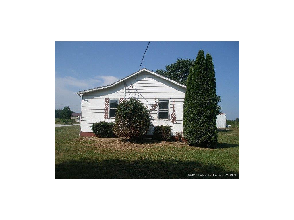 8255 Robins Road Southwest Mauckport, IN 47142 - Photo 3 of 7 Gallery Image 3