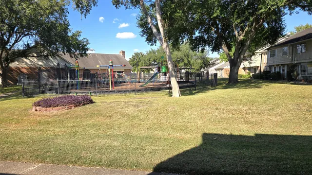 $1,800 | 6430 Bankside Drive, Unit 12, Houston, TX 77096