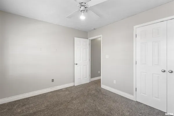 $299,900 | 3005 Hickory Ridge Drive, Herrin, IL 62948