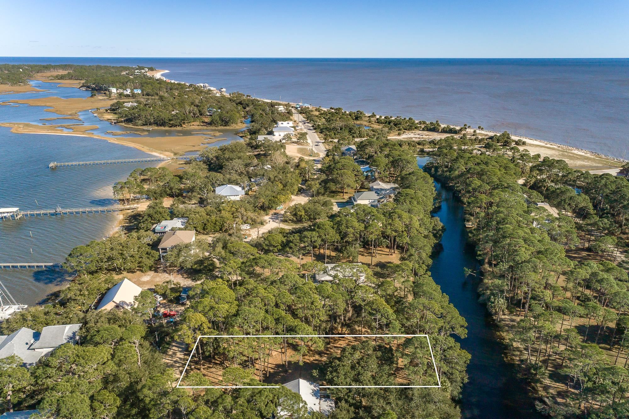 160 Harbor Circle Alligator Point, FL 32346 - Photo 15 of 24