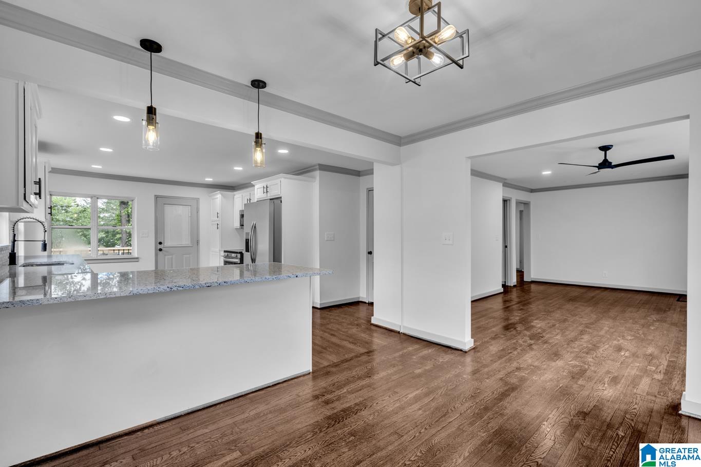 267 Garrison Road Gardendale, AL 35071 - Photo 4 of 33