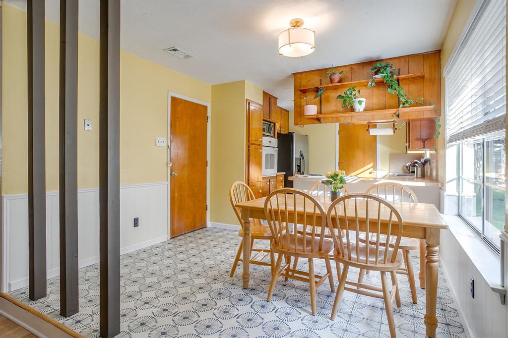 4816 Winnett Road Burleson, TX 76028 - Photo 13 of 40