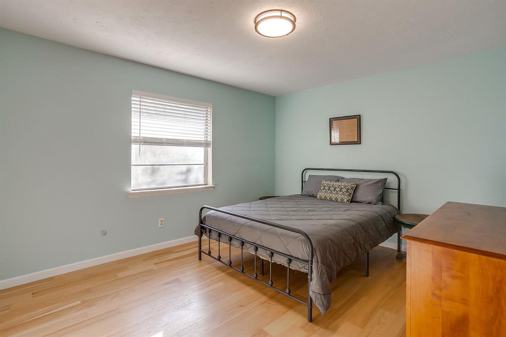 4816 Winnett Road Burleson, TX 76028 - Photo 23 of 40