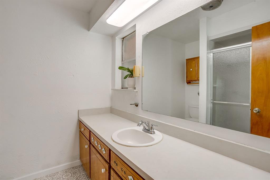 4816 Winnett Road Burleson, TX 76028 - Photo 26 of 40