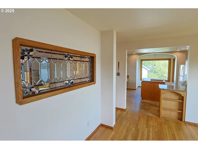 $950,000 | 1368 Bayview Avenue, North Bend, OR 97459